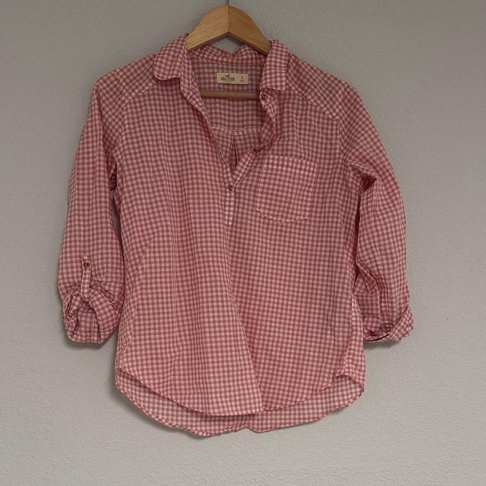 Hollister Pink Gingham Button Down Shirt